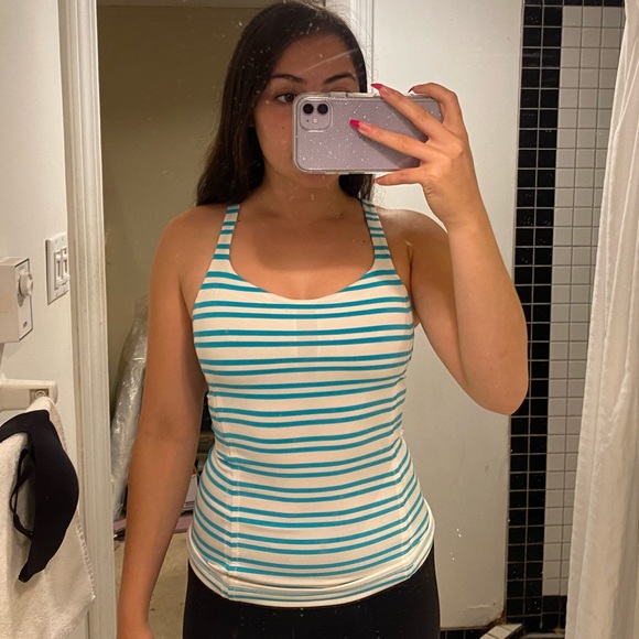 LULULEMON FREE TO BE TANK twin stripe cross back - Picture 2 of 3